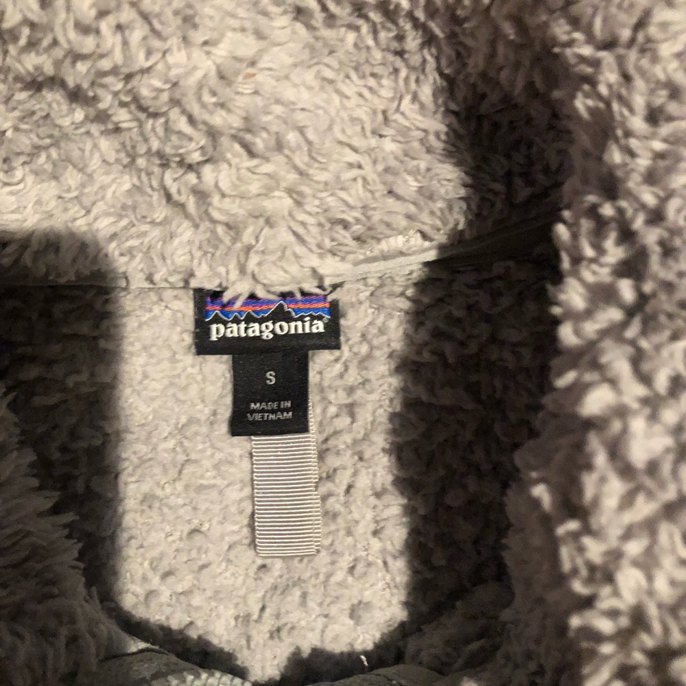 Patagonia Women’s Zip Up Sweater Size S - Picture 2 of 4